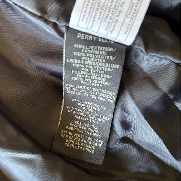 Perry Ellis Men’s Colorblock Hooded Puffer Jacket - Picture 6 of 7